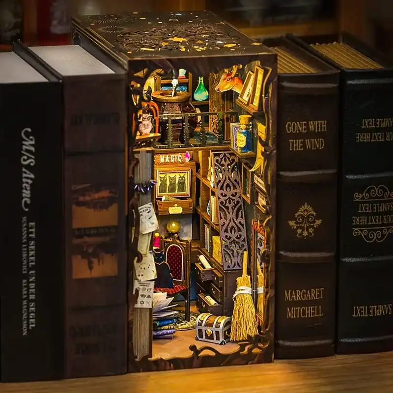 Magic Pharmacist Book Nook Kit Cutebee Cutebee - Bra pris