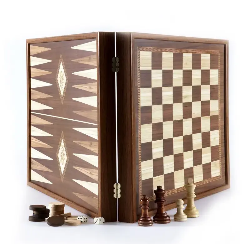 Classic 2-in-1 Chess & Backgammon Set in Walnut Case - Rabatt