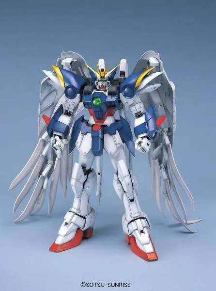 Spara mer - PG Gundam W Zero Custom 1/60 - Perfekt Modell för Samlare