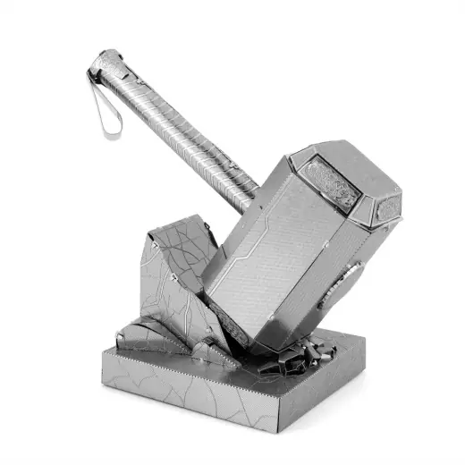 Professionell kvalitet | Metal Earth - Marvel Thor‘s Hammare, Mjölner