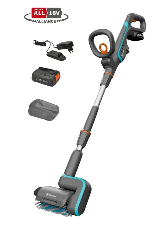 Beställ direkt - Gardena AquaBrush Patio – Batteridriven Rengörare för Träytor (18V set inkl. laddare & batteri)