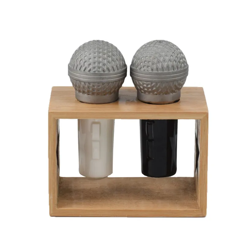 Superpris | Winkee - Salt and Pepper dispenser - Microphone