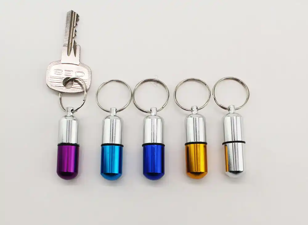 Rea - Winkee - Keychain for pills - Mini